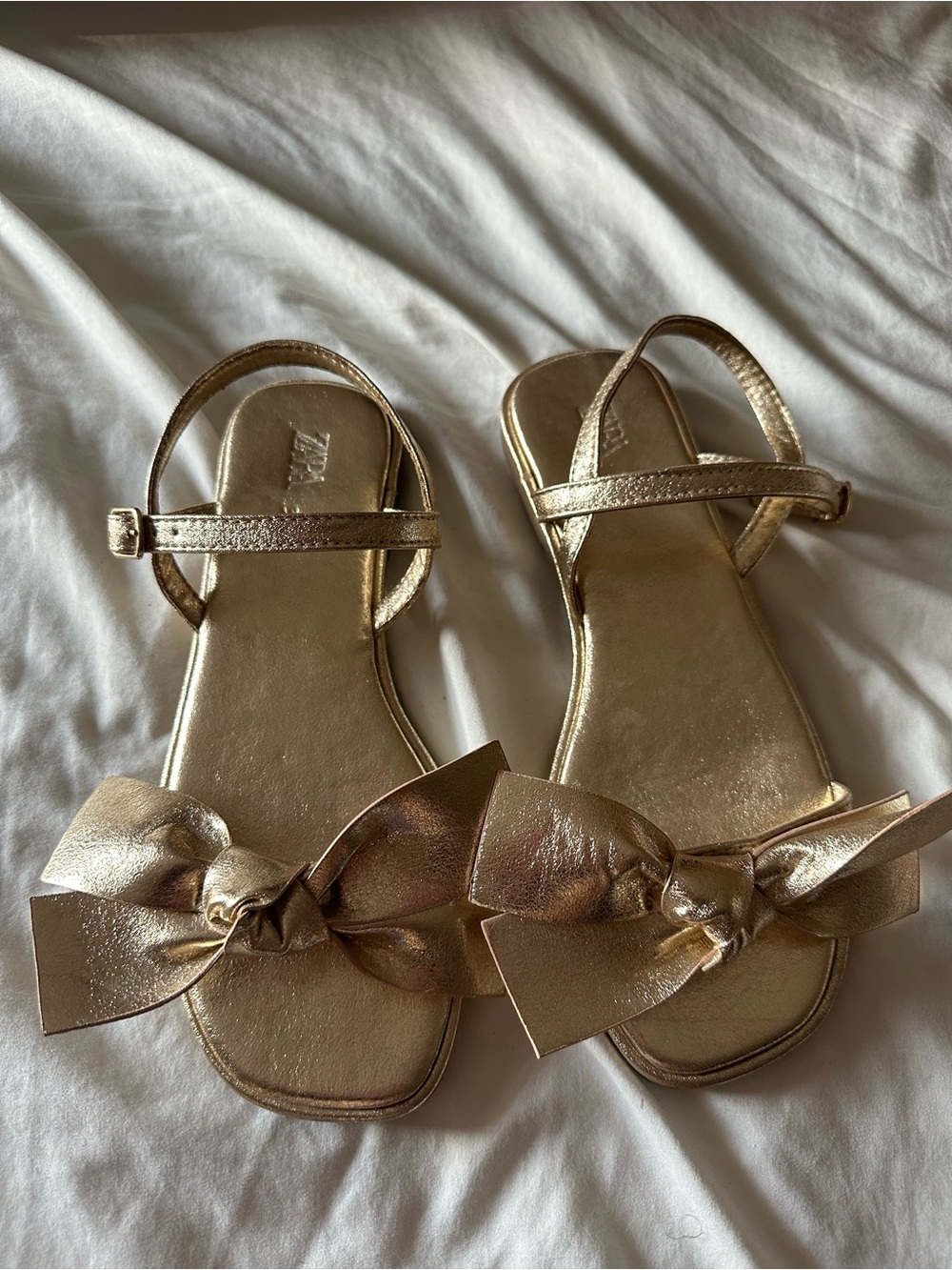 Zara Metallic Gold Kids Bow Ankle-Strap Sandal 35/3